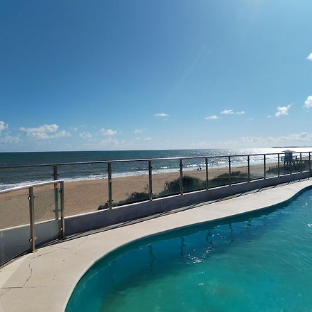 Islantilla-Apartamento Con Piscina Y Garaje En Primera Linea De Playa Isla Cristina Luaran gambar