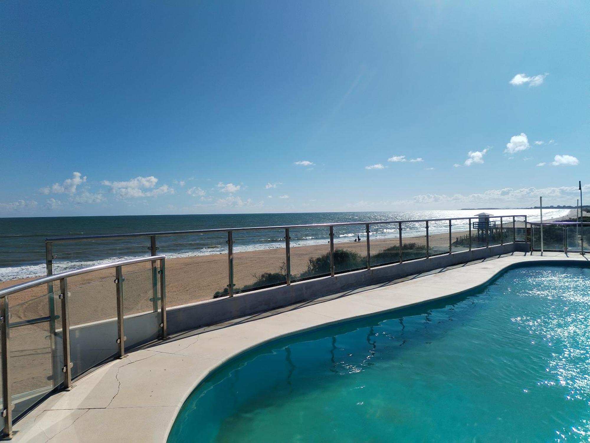 Islantilla-Apartamento Con Piscina Y Garaje En Primera Linea De Playa Isla Cristina Luaran gambar